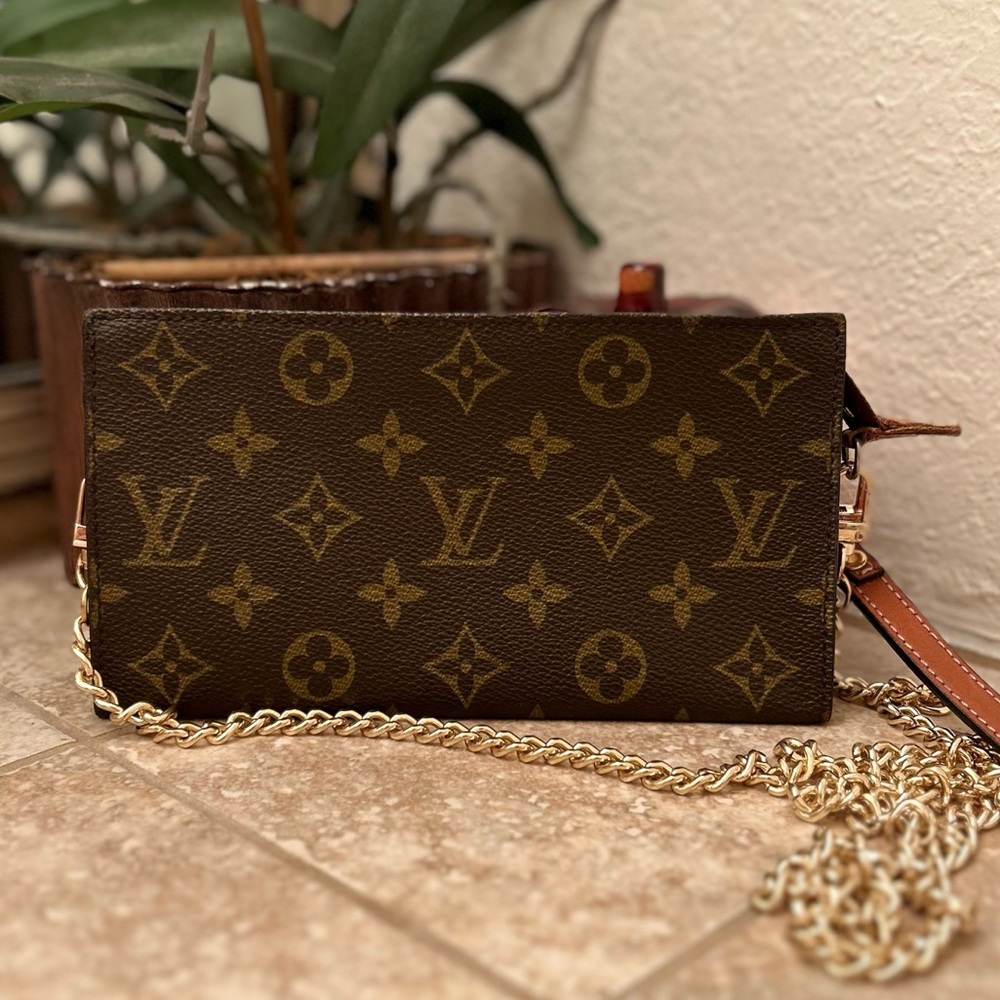 Authentic Louis Vuitton Vintage Monogram Wristlet Pouch Crossbody WOC WITH COA